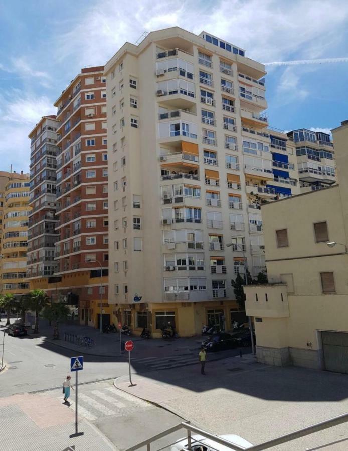 Malagueta Malibu Apartment Malaga Exterior photo
